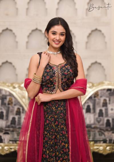 BASANTI BASANTI VOL-04 4001 TO 4006 NX DESIGNER LEHENGA CHOLI WHOLESALER IN SUART